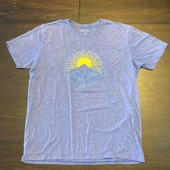 Outdoor Research - T-Shirt - Sz L. Condition 5/10 - Picture 1 of 7